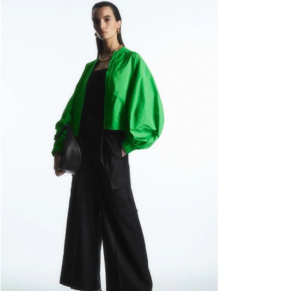 COS VOLUMINOUS CROPPED BOMBER JACKET - SIZE 6 - Picture 2 of 9